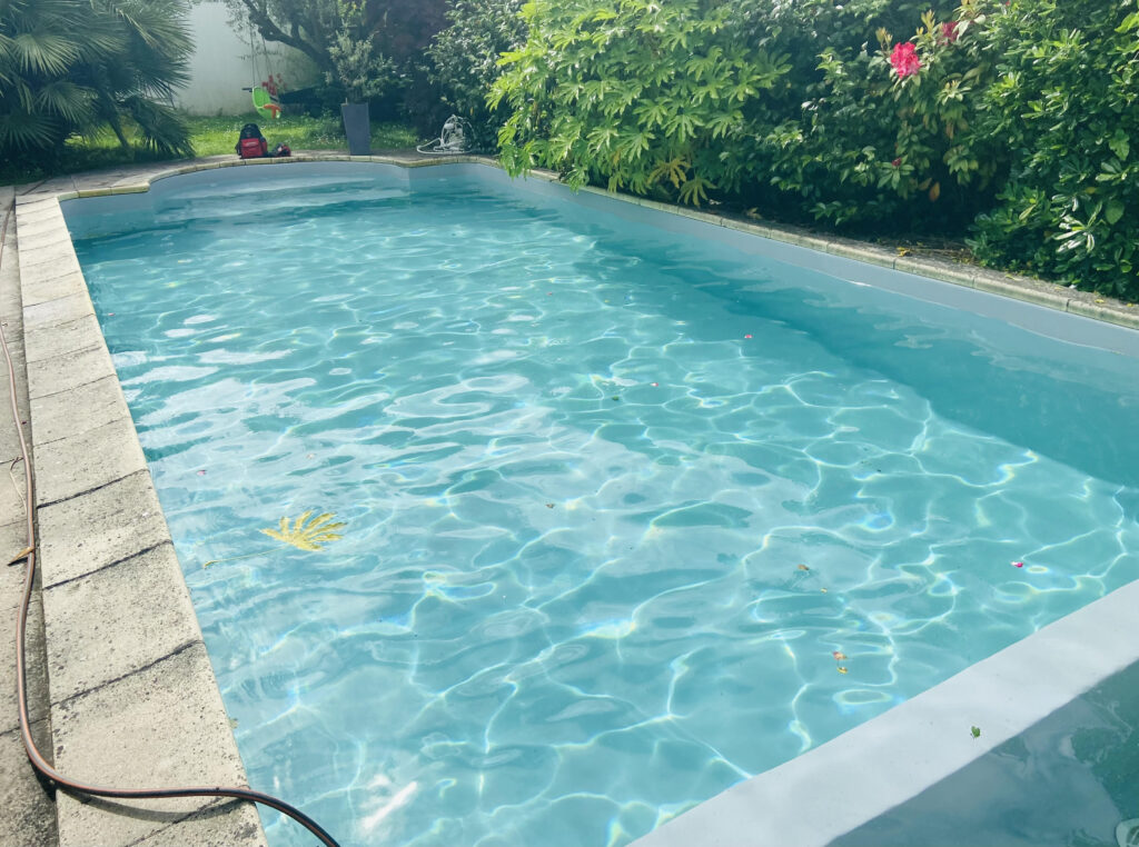 Remplacement de liner à Eysines : une piscine remise à neuf avec succès